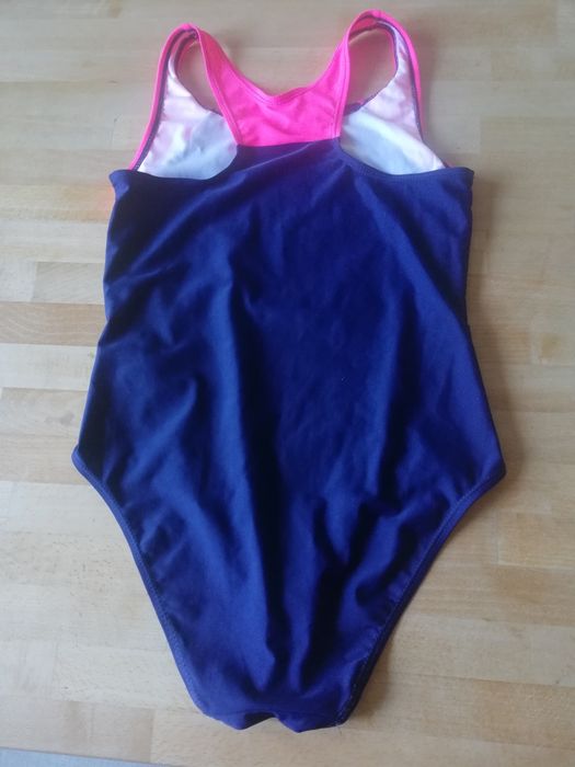 Strój kąpielowy rozmiar 164 i klapki rozmiar 33