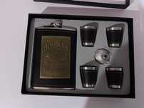 Набір подарунковий фляга і стопки "Jim Beam" Набор фляга и рюмки "Джим