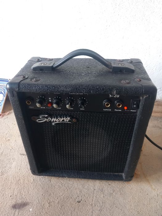 Amplificador guitarra 20W