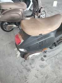 Piaggio Vespa lx 50 uszkodzony 2007 rok