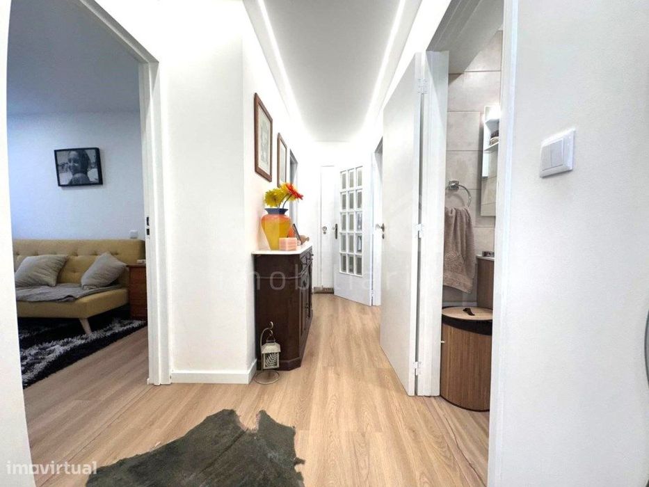 Apartamento T3 com Sótão e Garagem - Excelente Oportunidade!