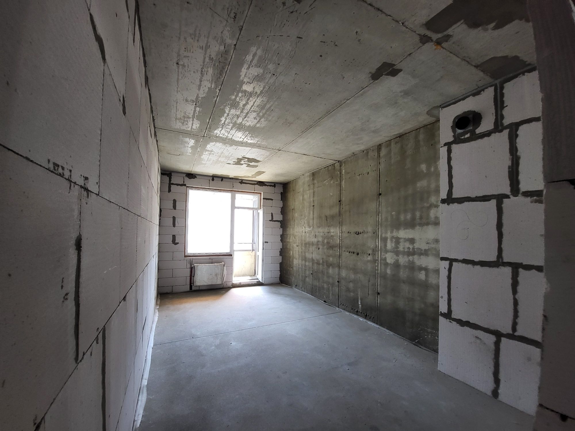 3 комнатная 90м² двусторонняя Терраса