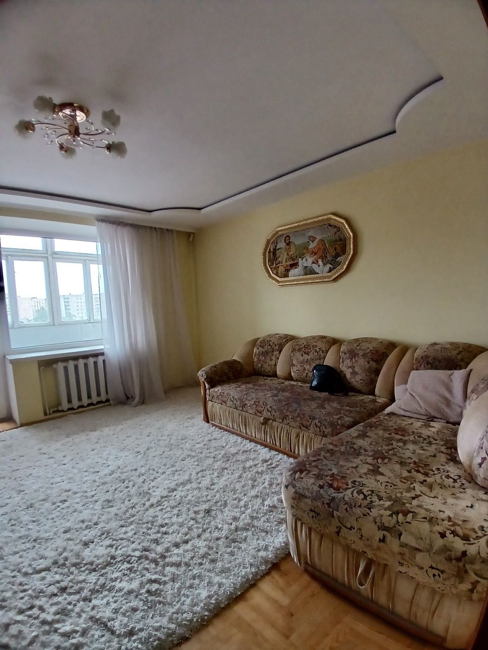 Оренда 3 кімнатної в центрі