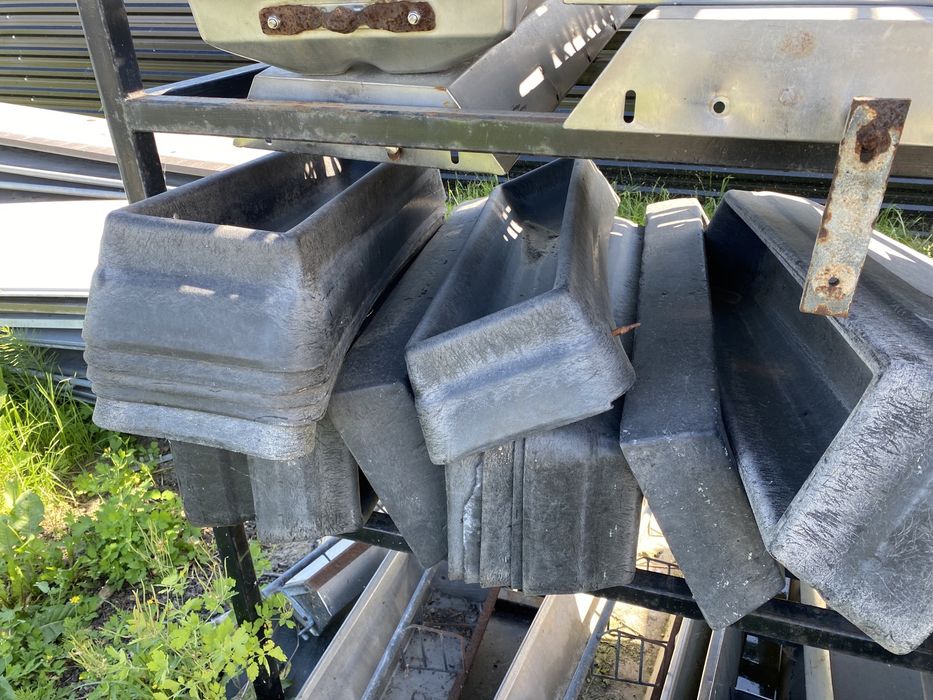 TOCZEK, dokarmniacz 100cm dlugosci - TANIO