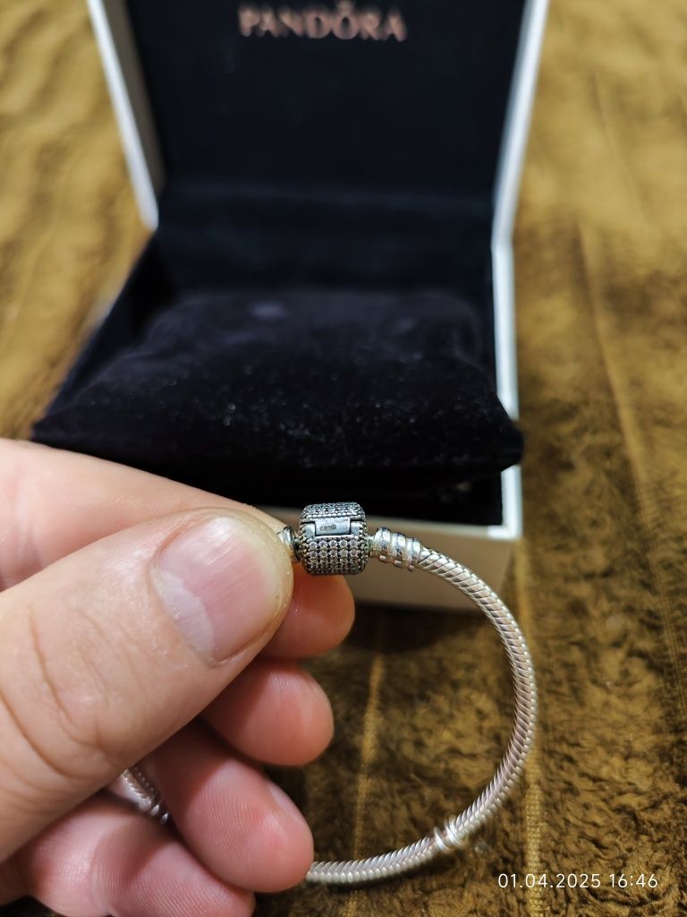 Новий браслет pandora