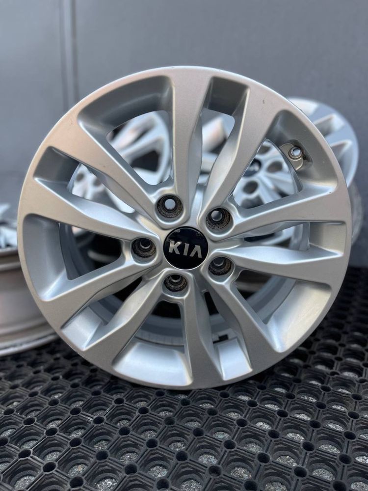 Диски 5/114.3 r16 бу Kia Оригінал