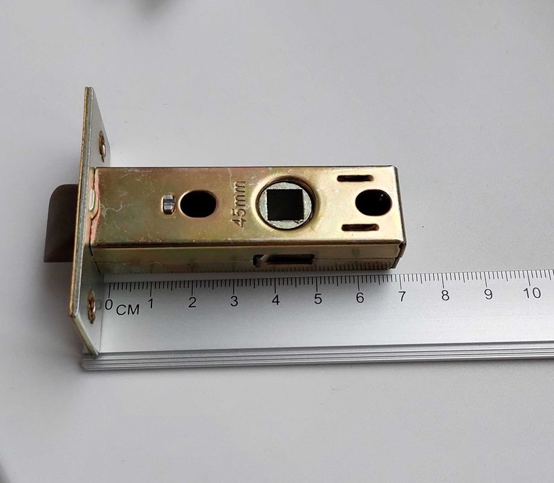 Дверна защіпка / замок / механізм MVM P-100 - бексет 45 мм. (нова)