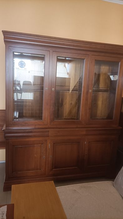 Móvel de sala castanho