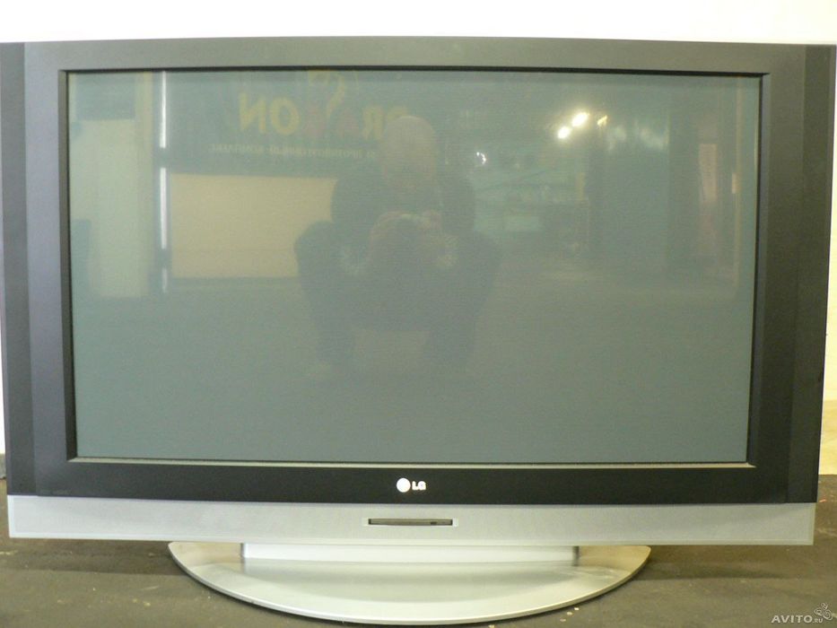 Телевизор с плазменной панелью LG 42PC3RA