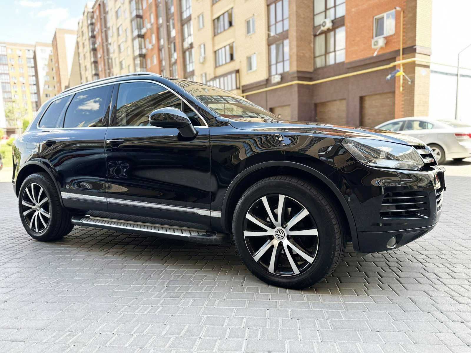 Официальный VW Touareg 4WD 3.0 TDI 2012 год