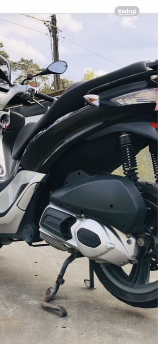 Silnik Piaggio mp3  300 hpe rok 2019