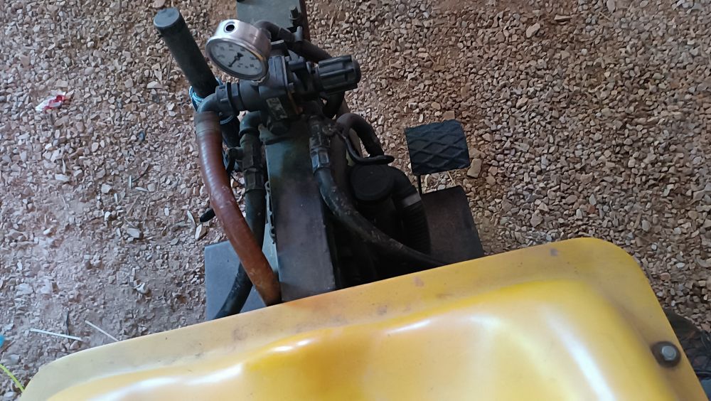 Pulverizador 200 litros