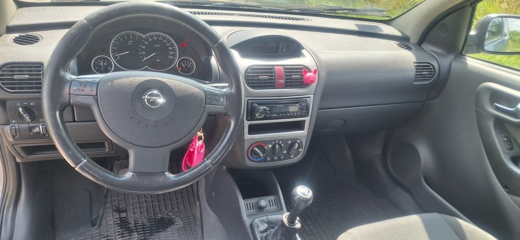 Opel Corsa c 1.2 16v 75KM Klima !!!