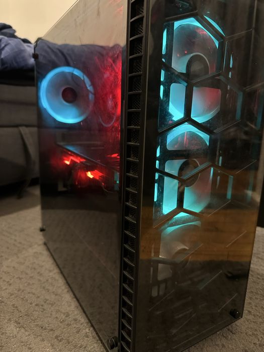 Pc gaming 5700xt + ryzen 5 3600