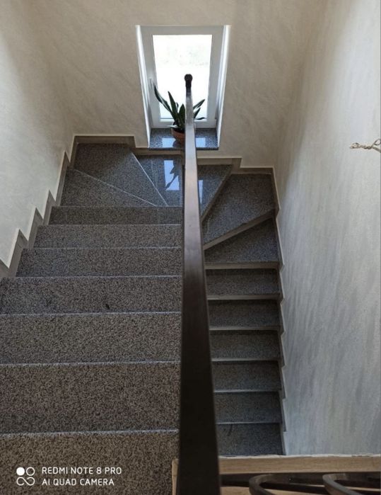 Вироби з граніту: підвіконня, сходи, стільниці, каміни на замовлення