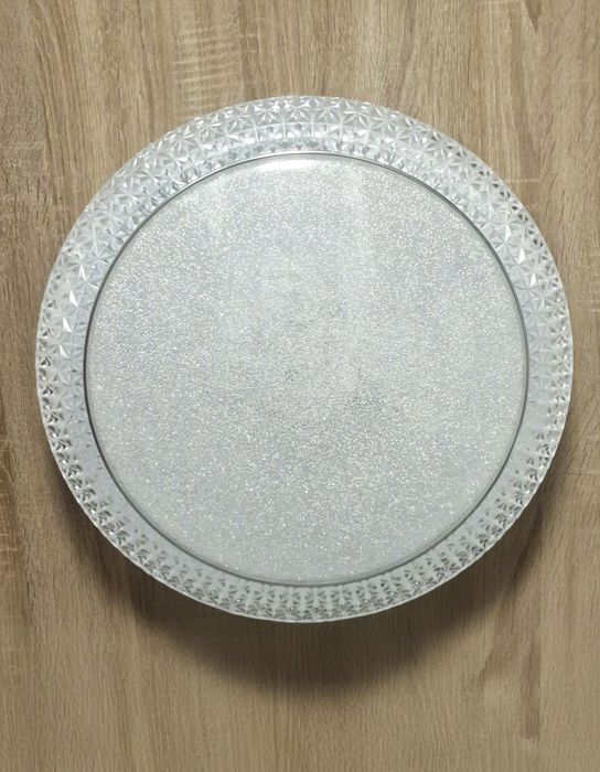 Plafon okradły kryształowy LED światło biało-żółte 
Plafon okradły kry