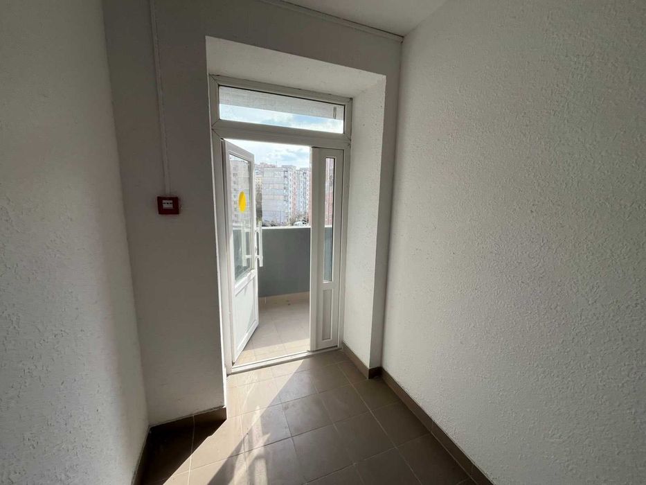 Простора 1 к квартира ЖК Студентський ЗДАНА секція переуступка