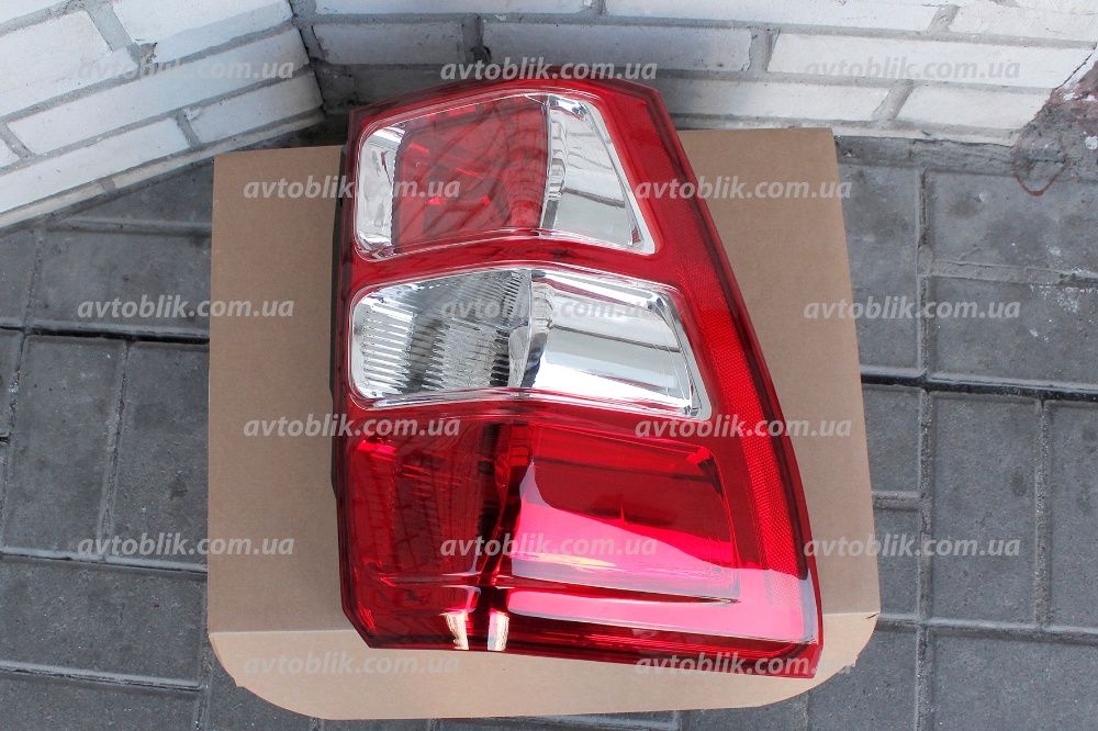 Задний фонарь Suzuki Grand Vitara, SX4, Jimny левый, правый, фара