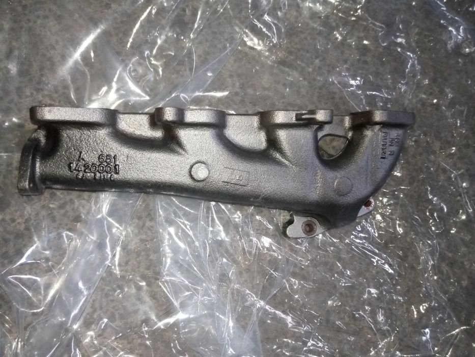 Колектор випускний Mercedes Sprinter 2.1 CDI OM651 Biturbo 2011-2019