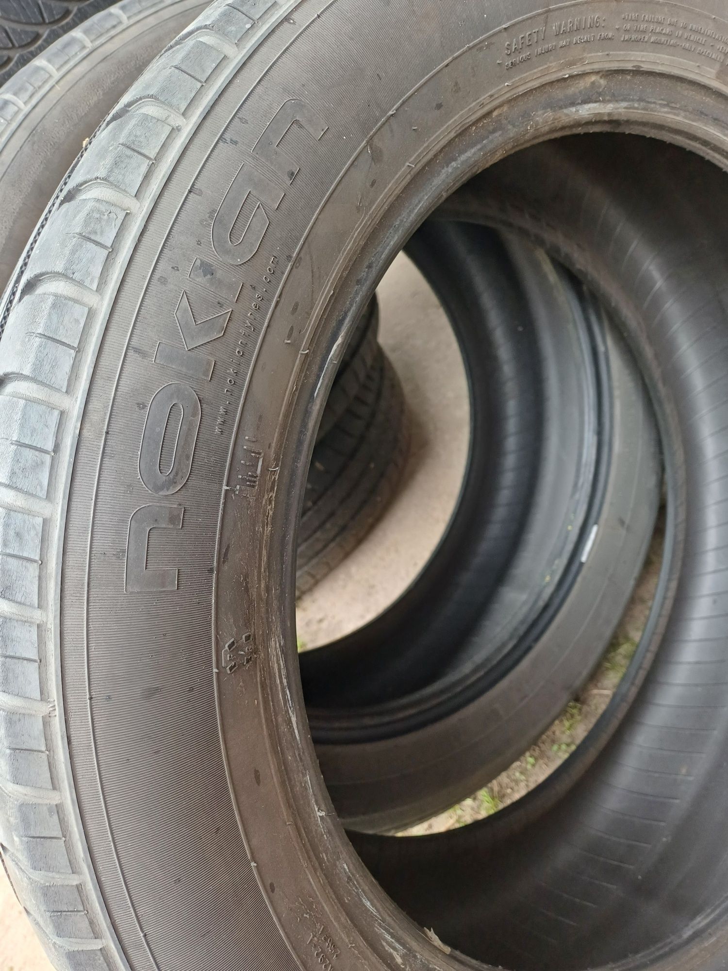 215/55R17 Nokian