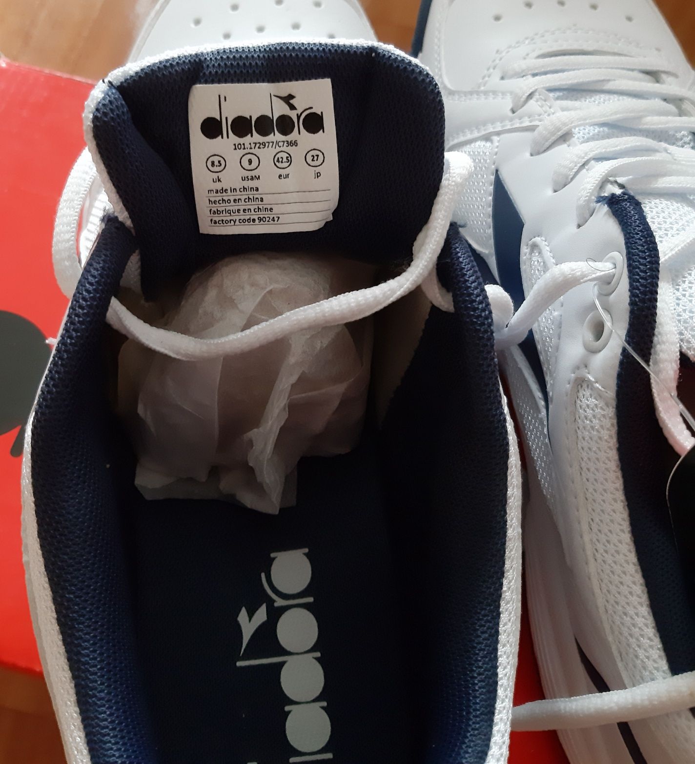 Кросівки чоловічи  Diadora . З Италії . Р - 42.5