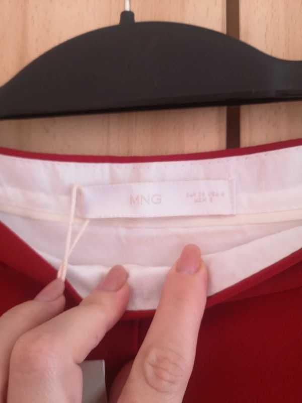 Nowe spodnie Mango M czerwone