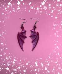 Kolczyki różowe brokatowe skrzydła nietoperza wampirze vamp