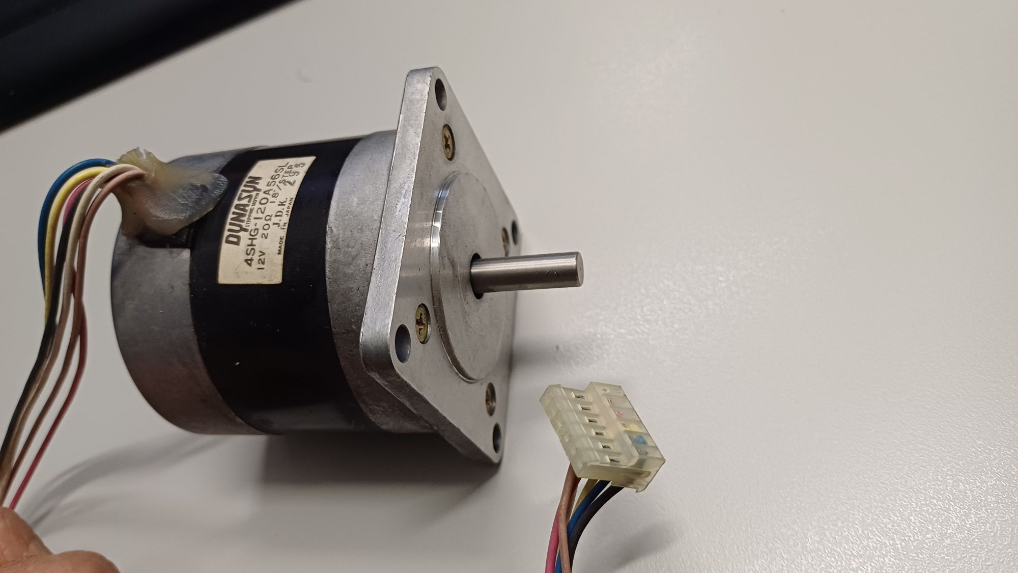 Motor de passo DUNASUN 4SHG-120A56SL
