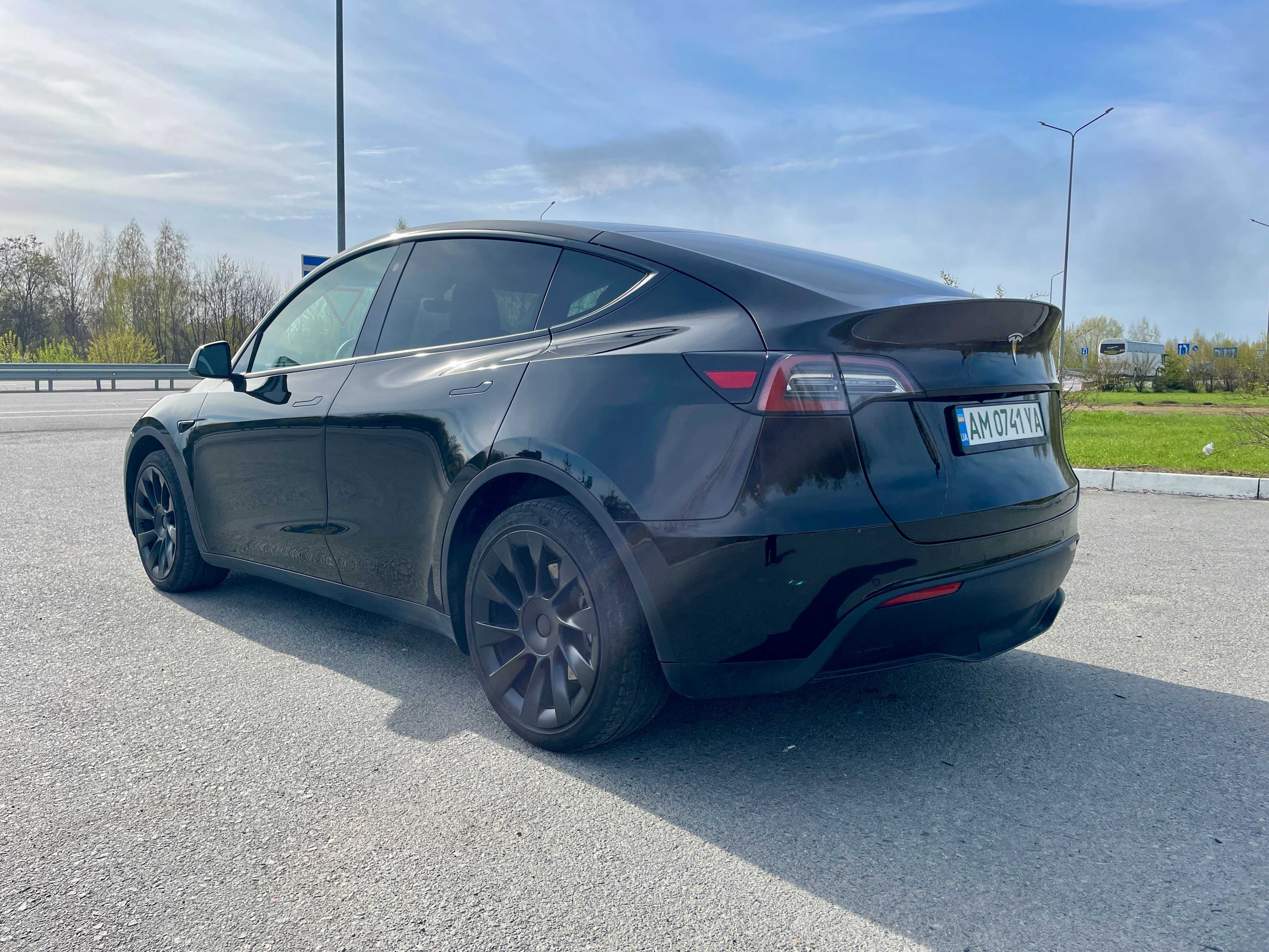 Tesla Model Y Long Range Dual Motor 80kWh 2021