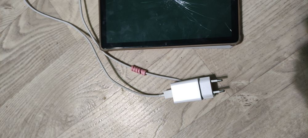 Планшет Oscal Pad10 8/128 Ремонт