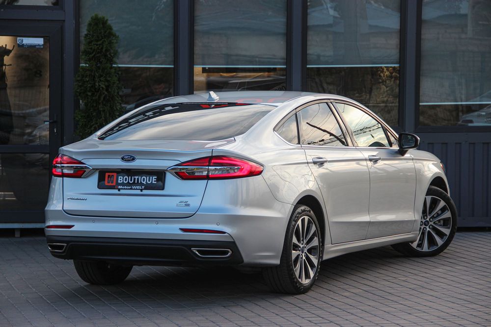 Ford Fusion 2019