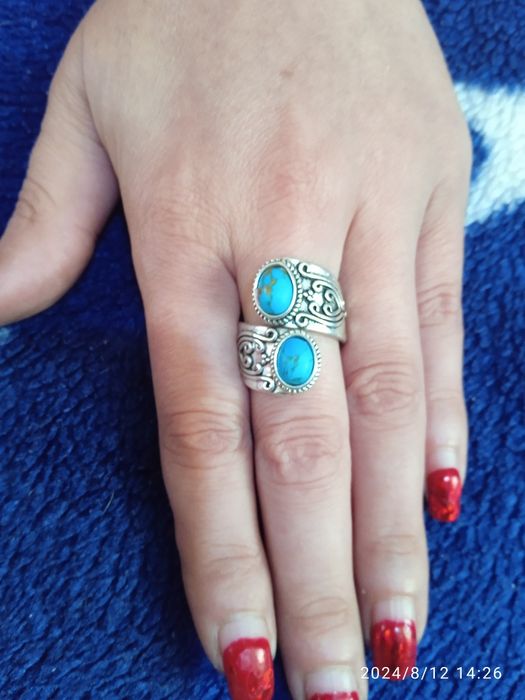 Кольцо серебряное с бирюзой..