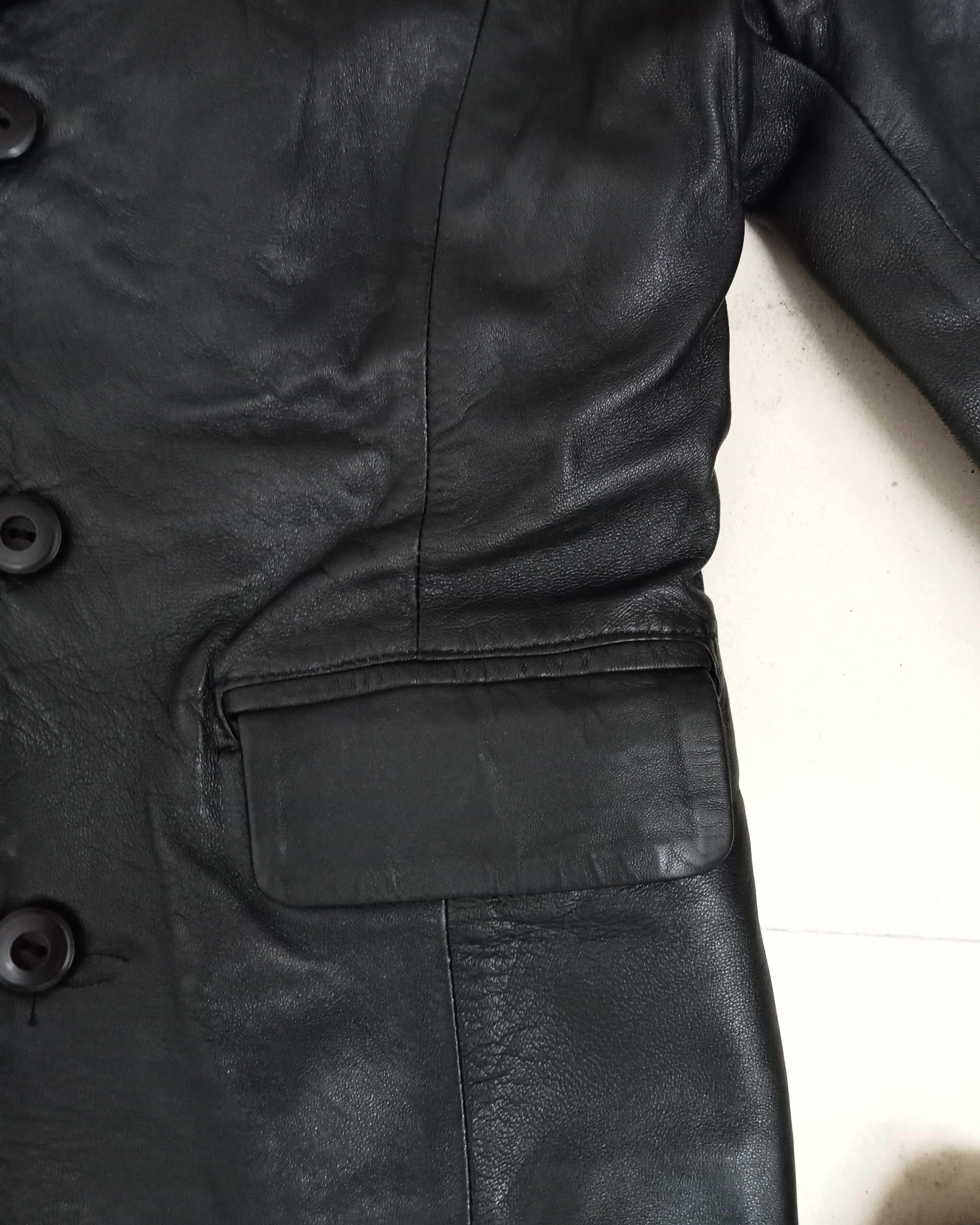 Blaser em pele preto