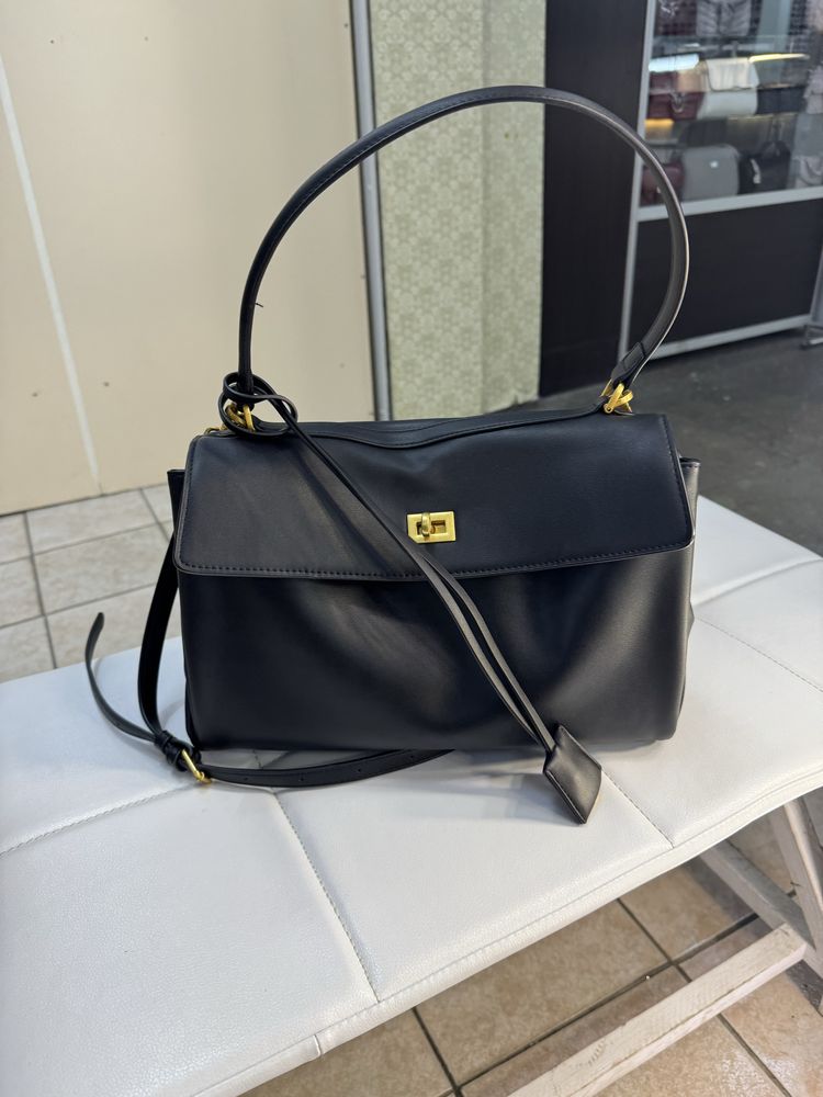 Сумка шкіряна Родео від Balenciaga