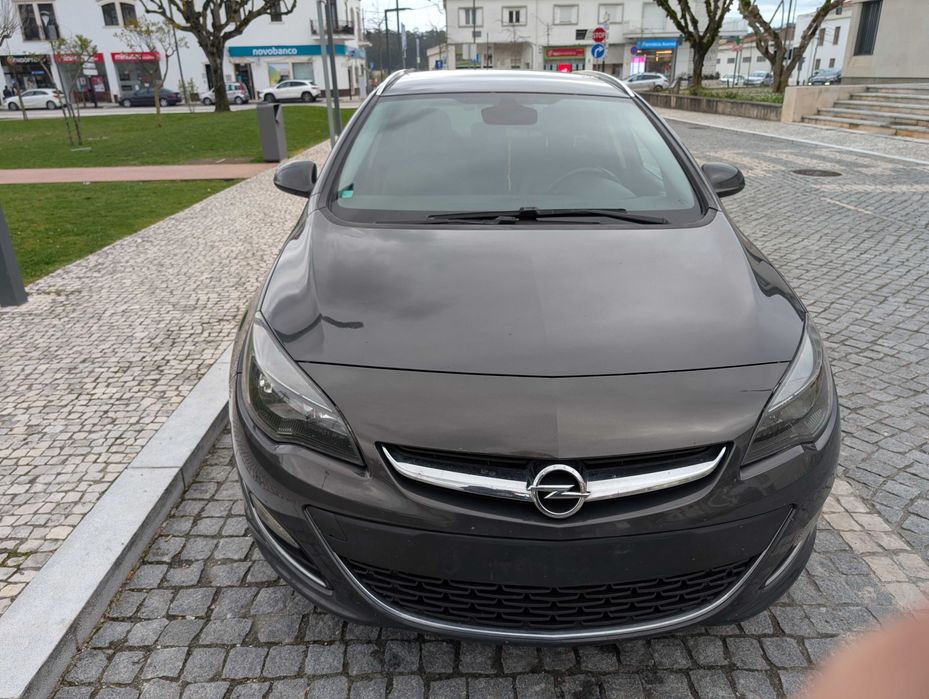 Opel Astra ( GPL) económico e em bom estado