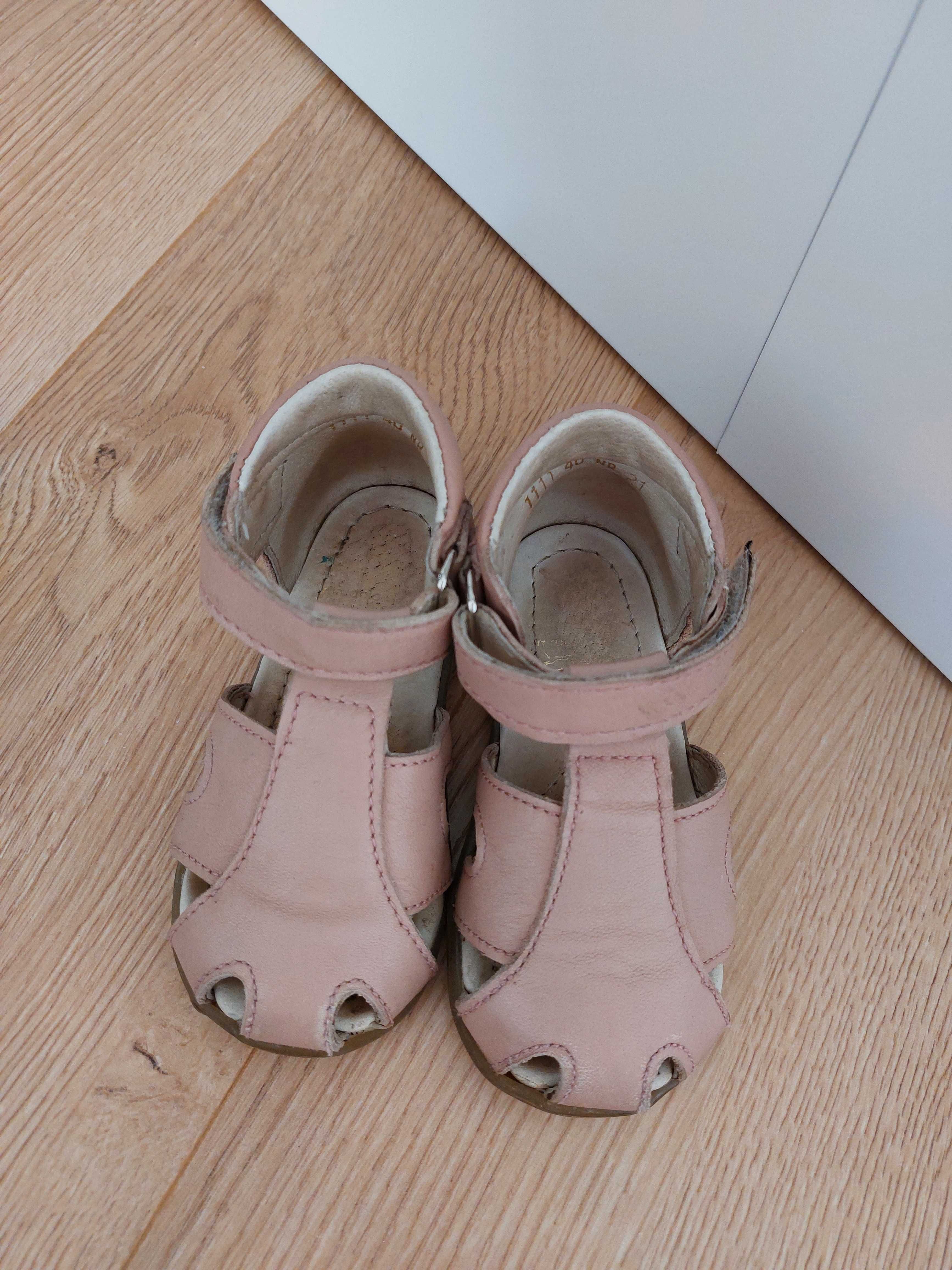 Skórzane sandałki sandały różowe rosa 21 mrugała