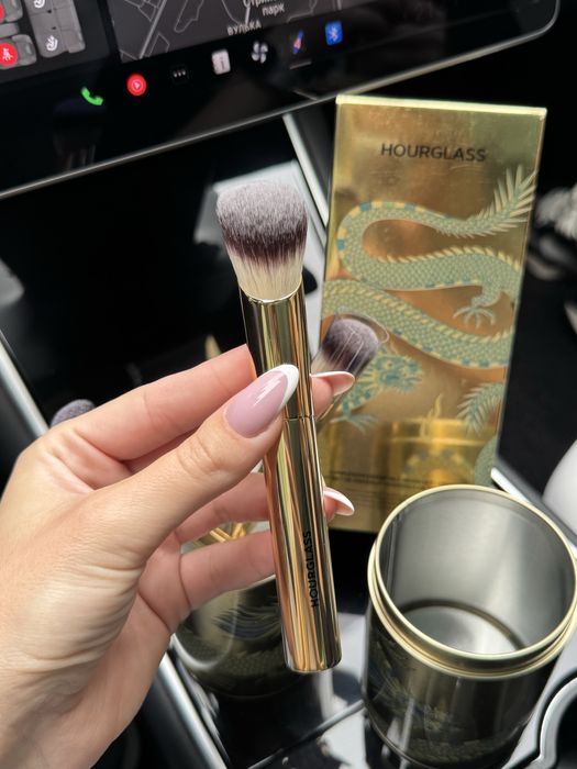 Лімотований набір пензликів Hourglass