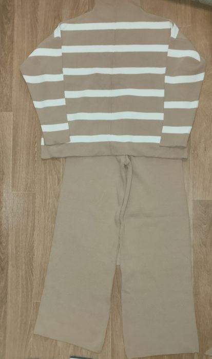 Продам теплий костюм