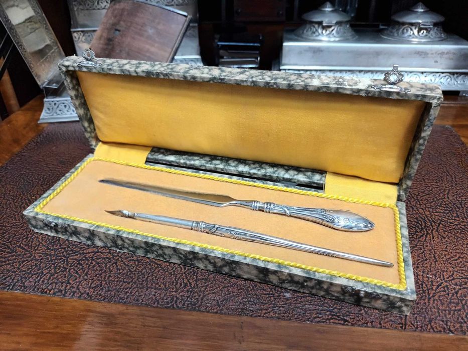 Caneta e abre cartas em prata