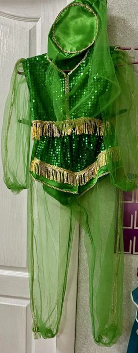 Костюм карнавальний