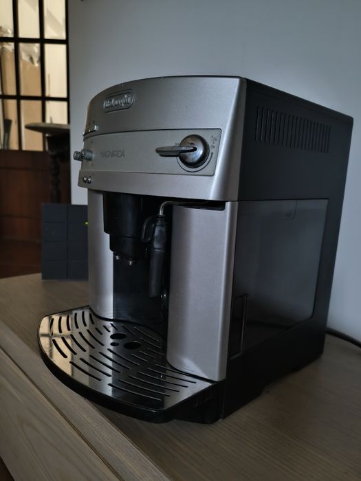Maquina Café DeLonghi ESAM 3200s