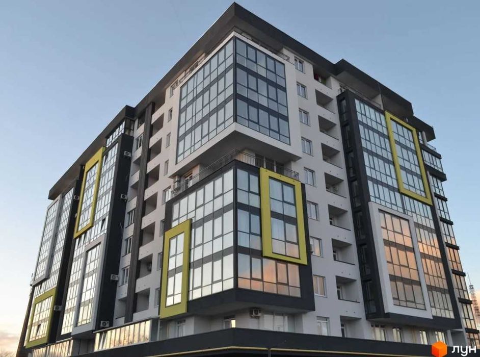 Продаж паркомісця по вул.Садова ЖК Sadova Resident