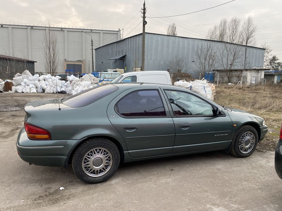 Chrysler Stratus LE 2.0