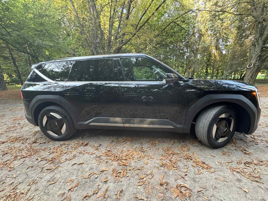 Kia EV9 електромобіль