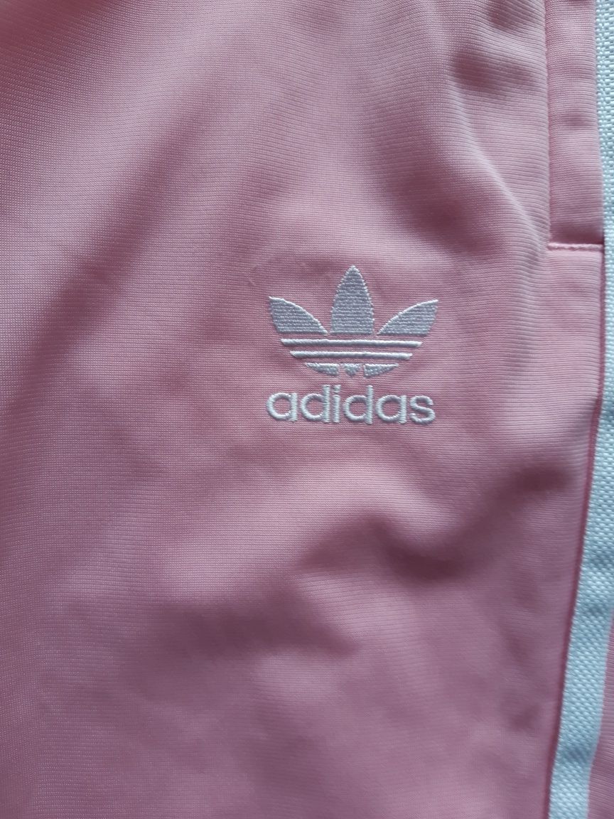 Różowe dziewczęce spodnie Adidas