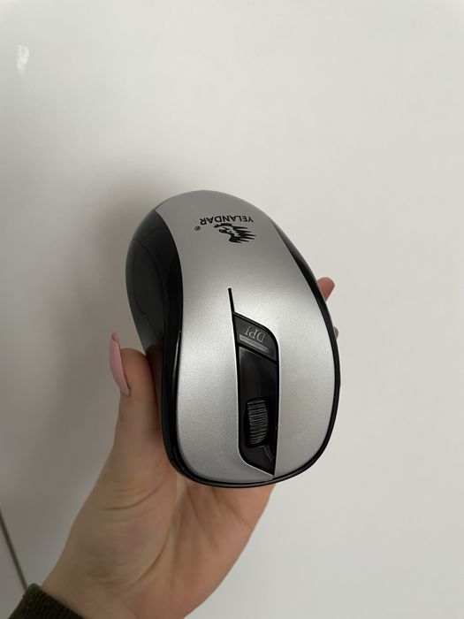 Mysz bezprzewodowa myszka czarna nowa