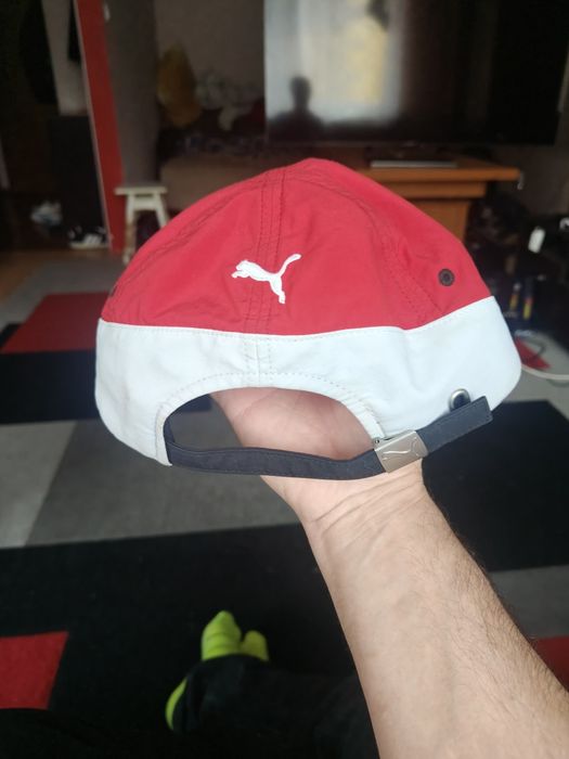 Sprzedam czapkę ferrari