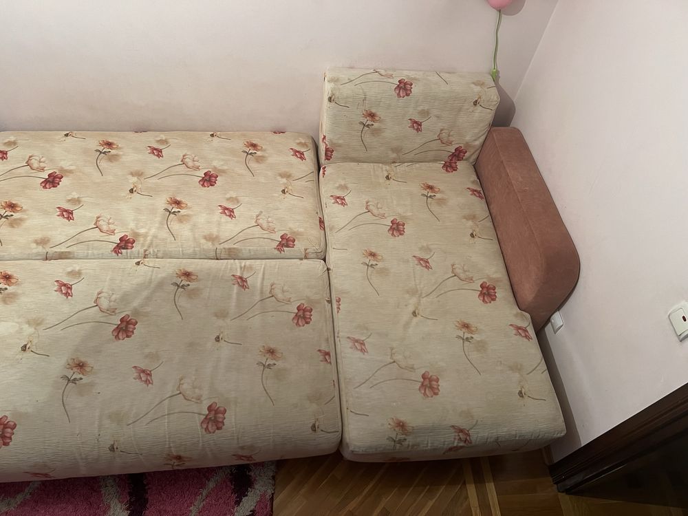 Диван кутовий,буквою г……………