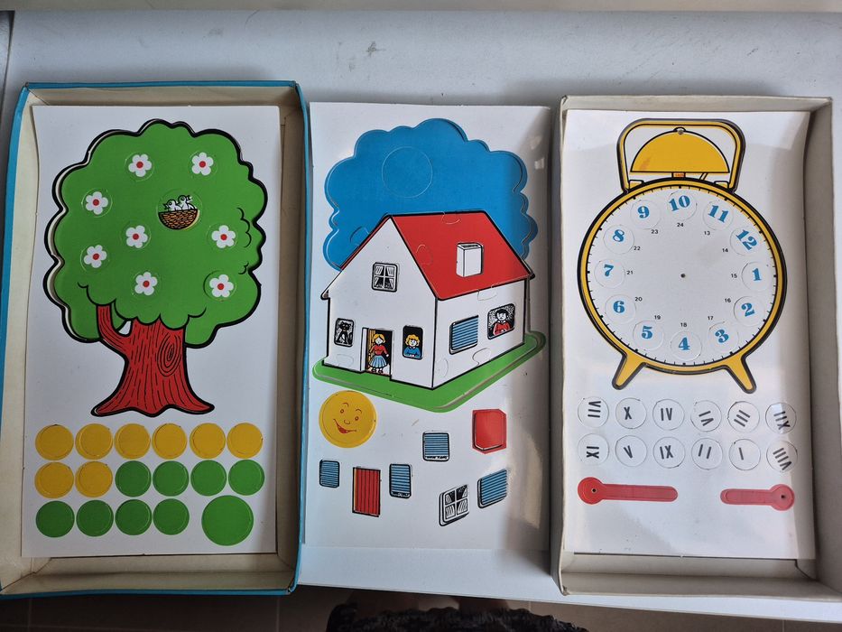 3 puzzles infantis em material embirração.