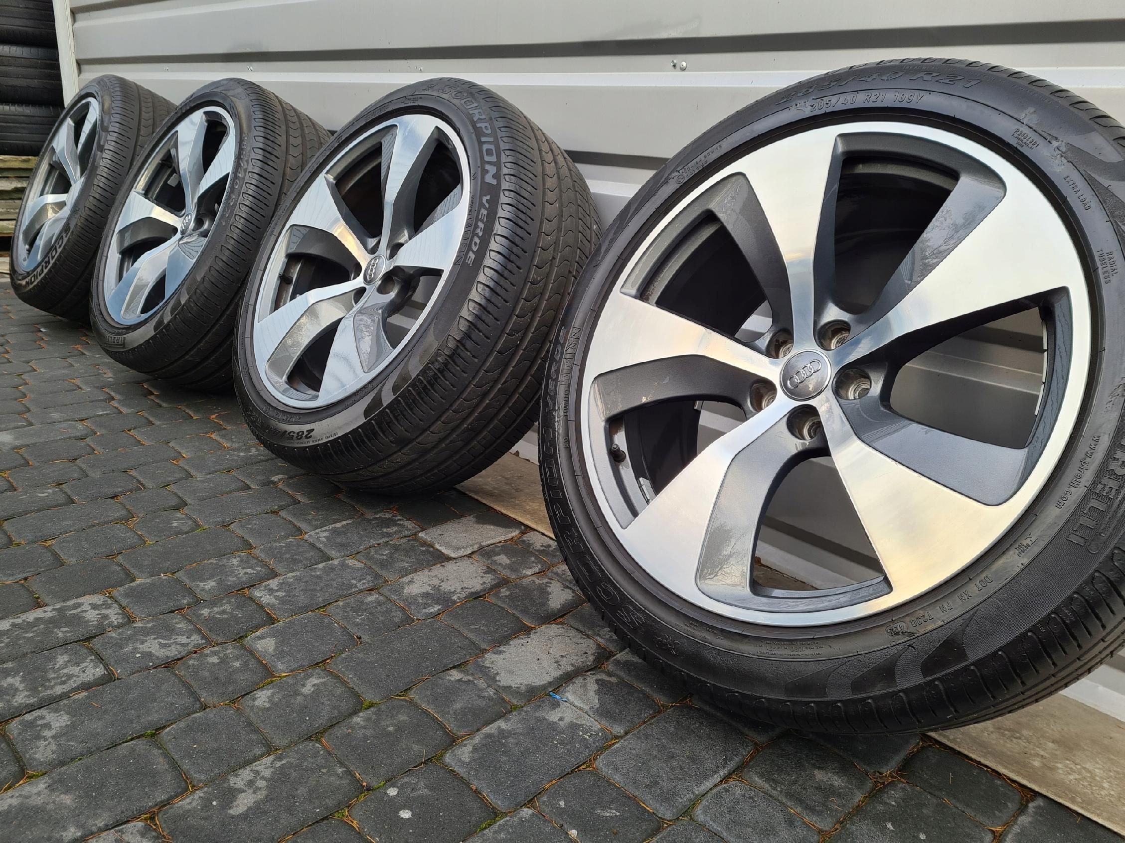 Oryginalne Felgi Audi 21 A5 A6 A7 A8 Q5 Q7 SQ7 Q8